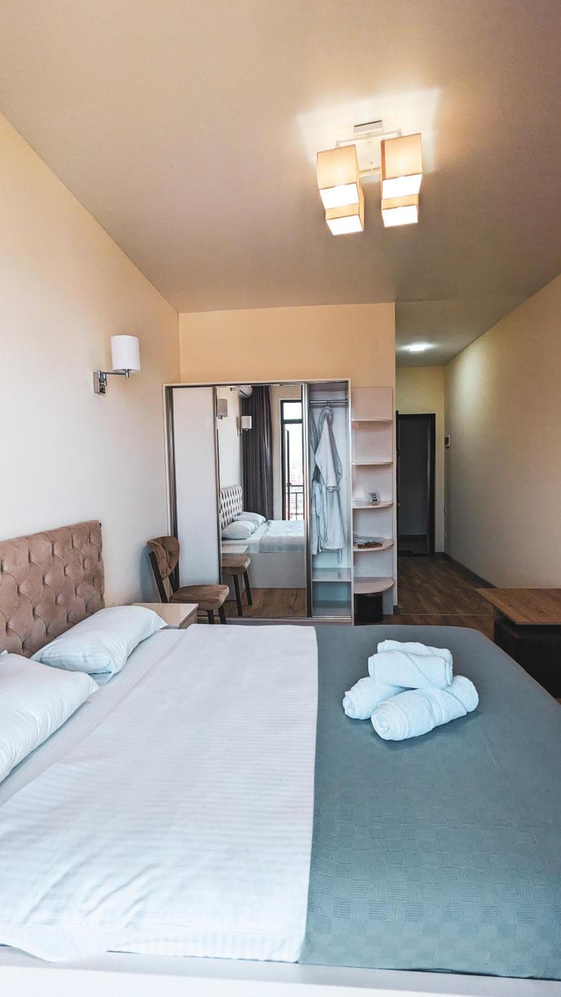 Gg Aparthotel Batumi Eksteriør billede