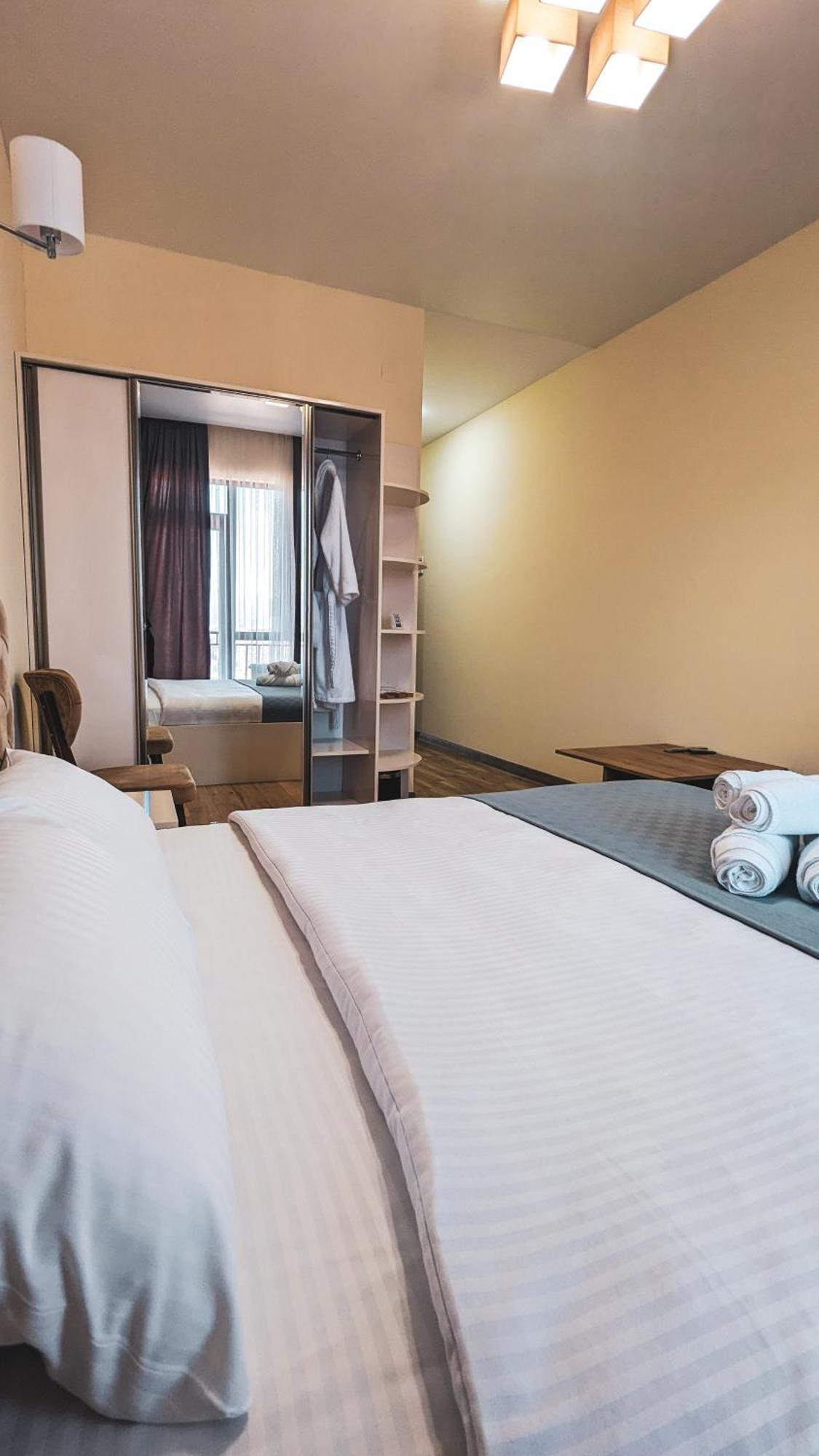 Gg Aparthotel Batumi Eksteriør billede